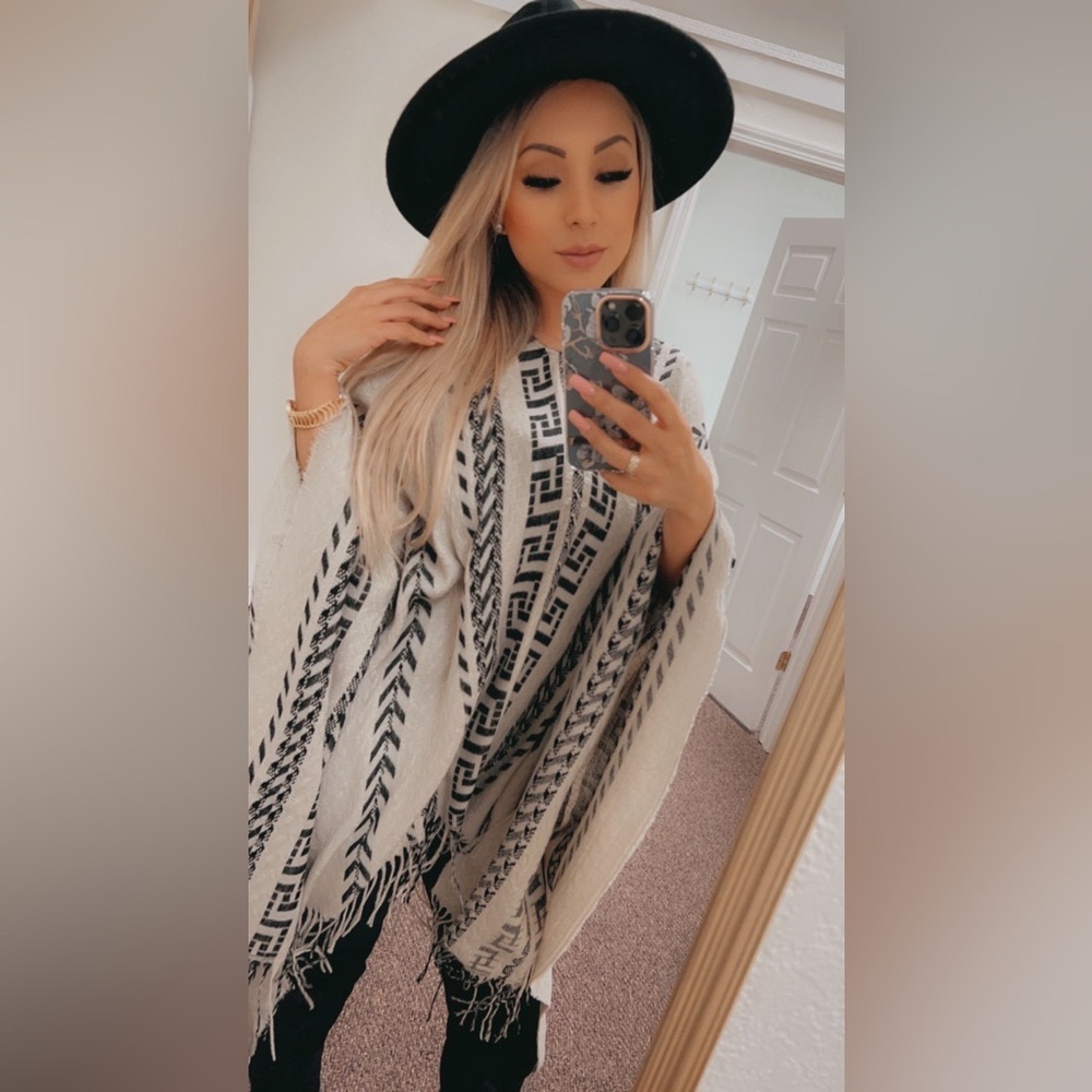Sweater Poncho